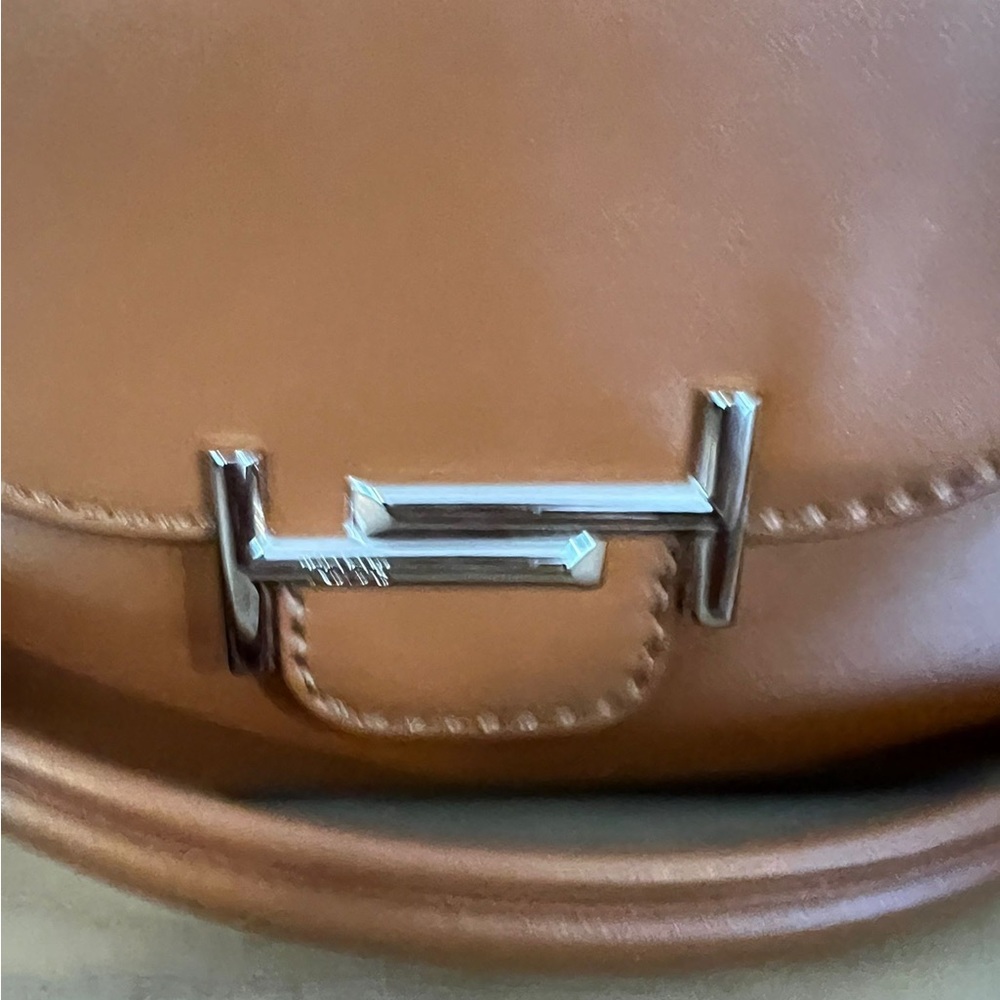 Tod’s double T camera bag - Picture 3 of 10